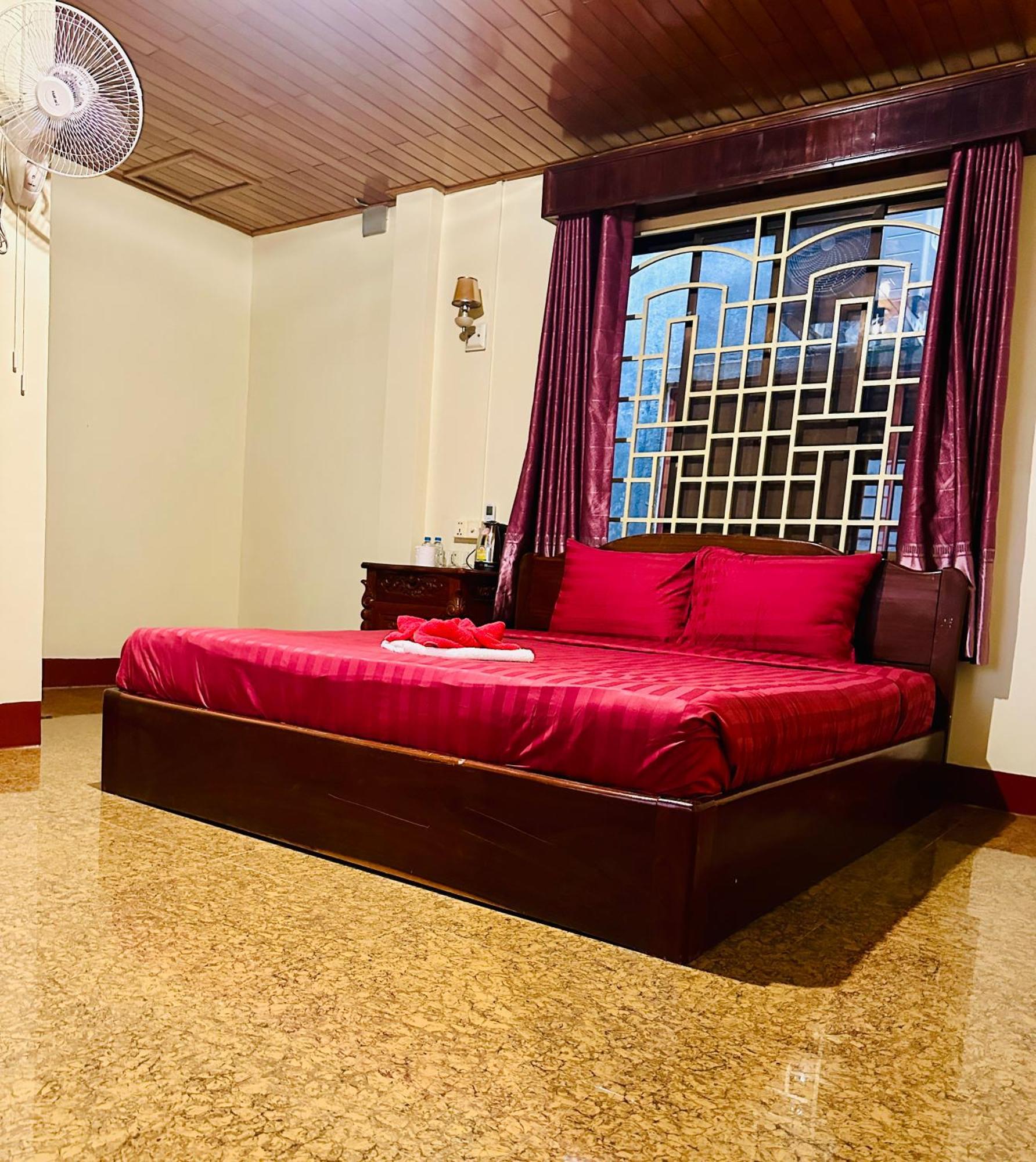 Savet Hostel Stoeng Treng Luaran gambar